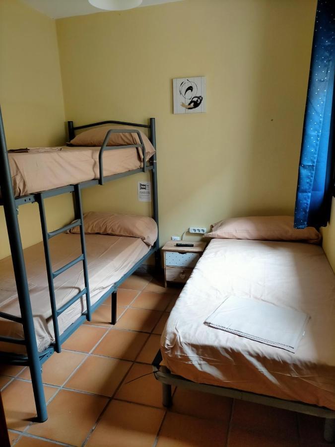 Albergue Santa Barbara Aliaga ภายนอก รูปภาพ