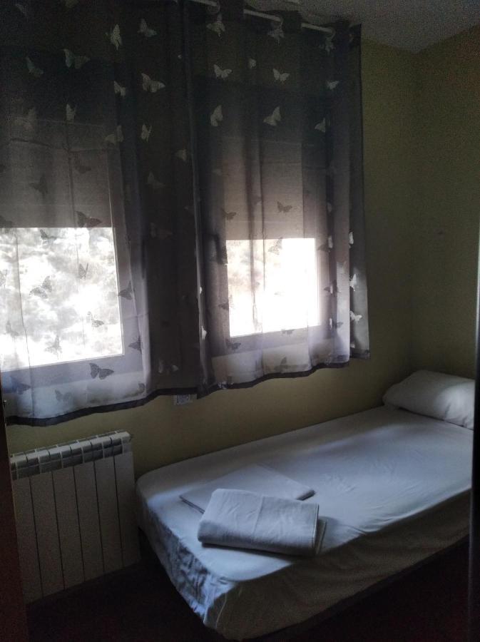 Albergue Santa Barbara Aliaga ภายนอก รูปภาพ