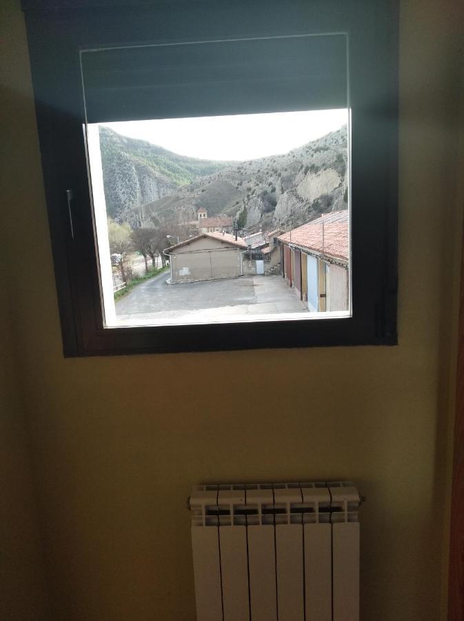 Albergue Santa Barbara Aliaga ภายนอก รูปภาพ