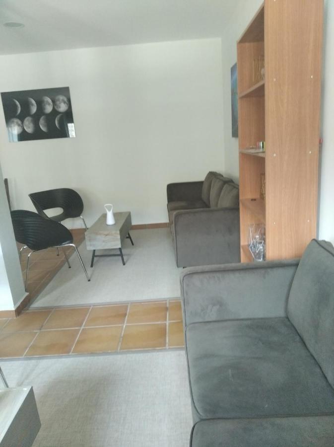 Albergue Santa Barbara Aliaga ภายนอก รูปภาพ