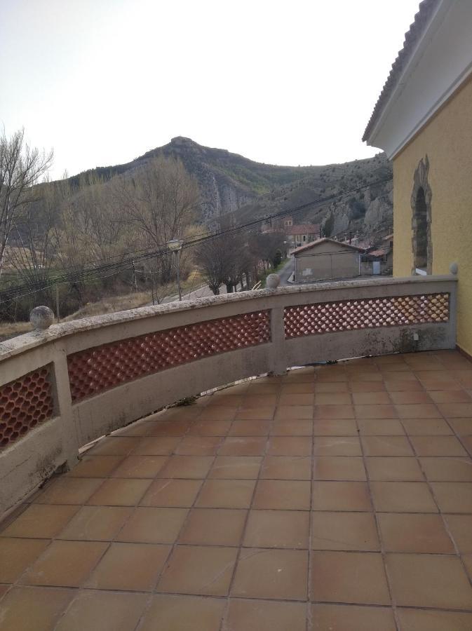 Albergue Santa Barbara Aliaga ภายนอก รูปภาพ