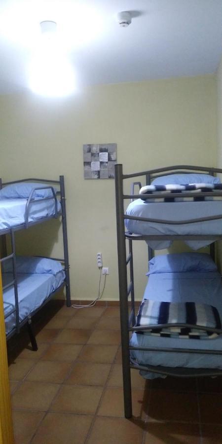 Albergue Santa Barbara Aliaga ภายนอก รูปภาพ